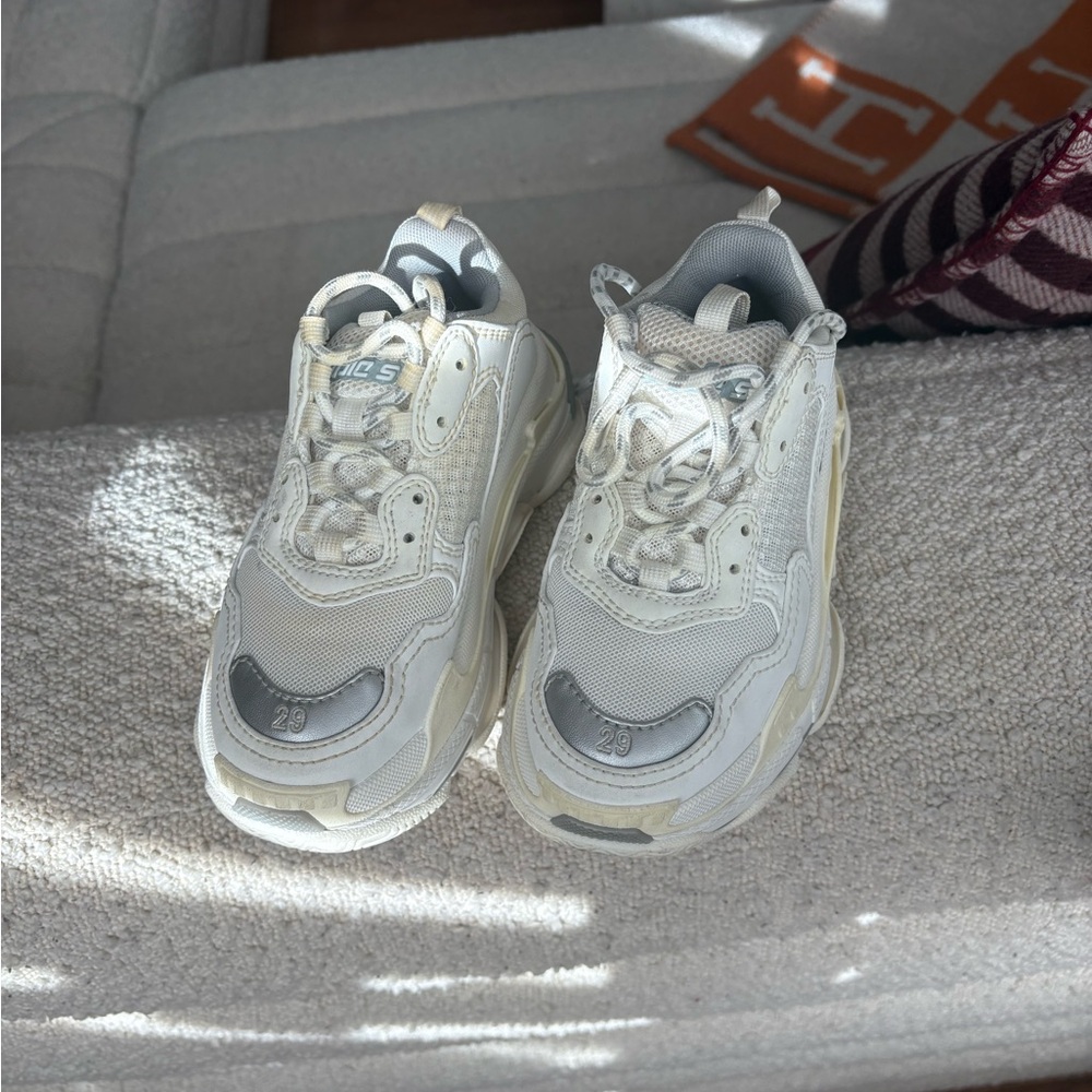 Balenciaga Kids Sneakers in Gray and Cream